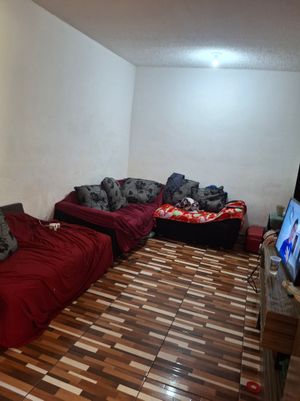Image 7 - 894995
