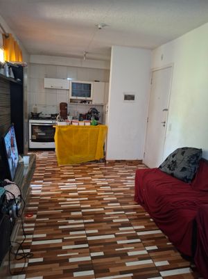 Image 8 - 894995