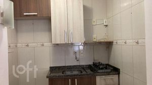 Image 7 - 894997
