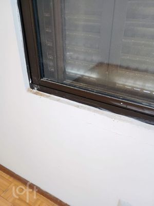Image 19 - 895000