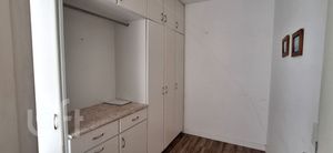 Image 44 - 895003