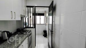 Image 19 - 895004