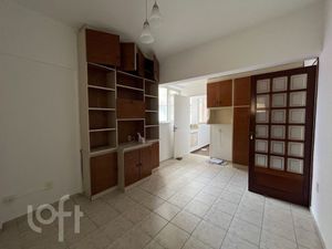 Image 3 - 895006