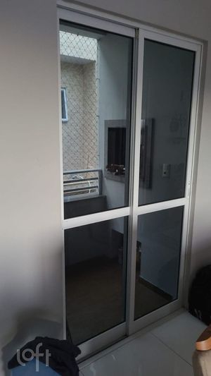 Image 9 - 895008
