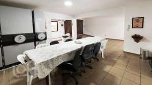 Image 33 - 895016