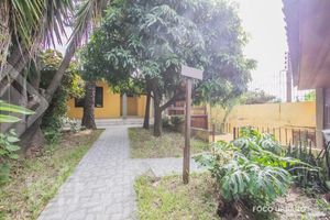 Image 6 - 895071