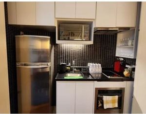Image 3 - 895099