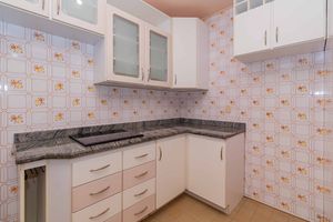 Image 17 - 895121