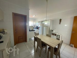 Image 1 - 895141