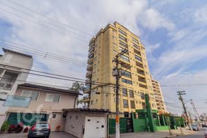 Image 60 - 895141