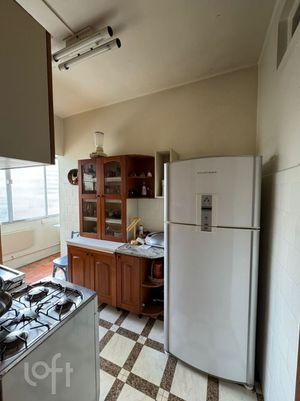 Image 26 - 895145