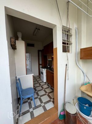 Image 18 - 895145