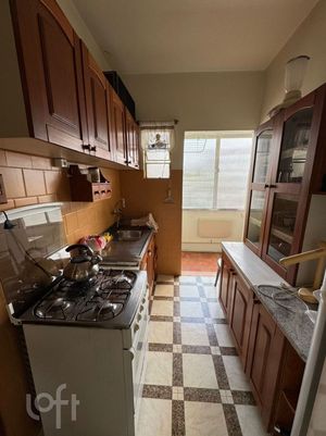 Image 7 - 895145