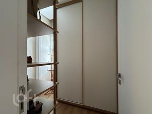 Image 22 - 895149