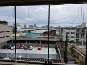 Image 6 - 895166