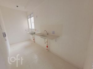 Image 7 - 895170