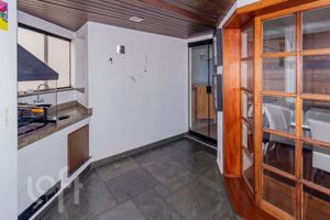 Image 13 - 895183