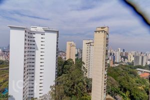 Image 20 - 895183