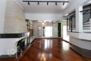 Image 9 - 895185