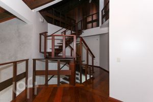 Image 29 - 895185