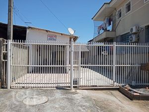 Image 3 - 895190