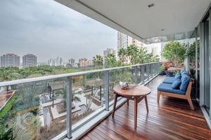 Image 1 - 895193