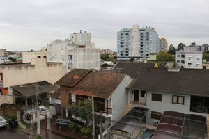 Image 15 - 895202