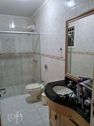 Image 7 - 895204