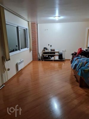 Image 9 - 895204