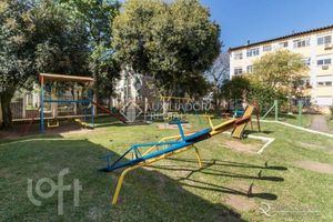 Image 10 - 895209
