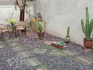 Image 9 - 895231