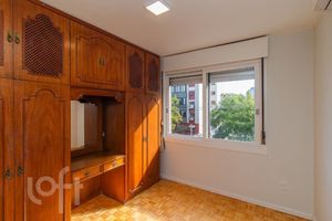 Image 15 - 895232