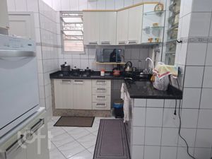 Image 19 - 895246