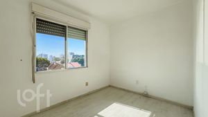 Image 4 - 895258