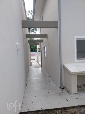 Image 11 - 895259