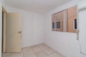 Image 6 - 895314