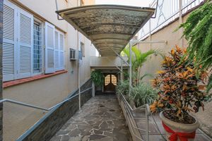 Image 66 - 895317
