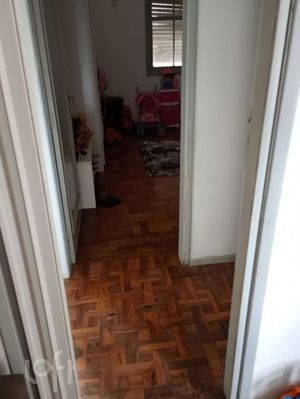Image 9 - 895321