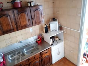 Image 5 - 895321