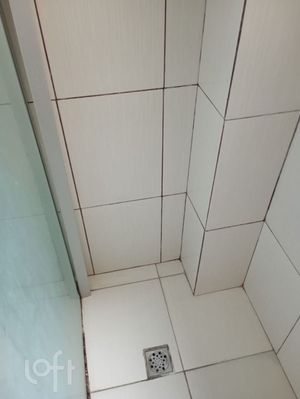 Image 12 - 895321