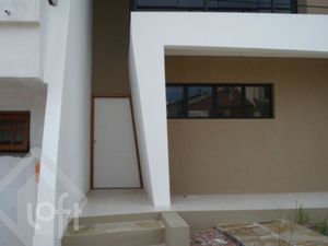 Image 8 - 895325