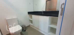 Image 3 - 895409