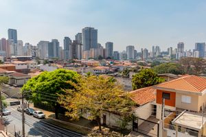 Image 6 - 895410