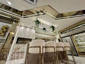 Image 18 - 895421
