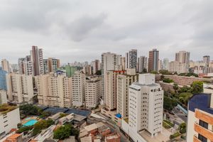 Image 17 - 895457