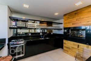 Image 44 - 895493