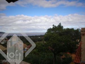 Image 11 - 895495