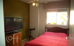Image 8 - 895499
