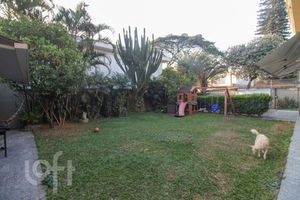 Image 15 - 895505