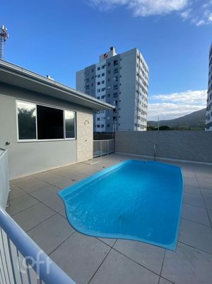 Image 21 - 895507